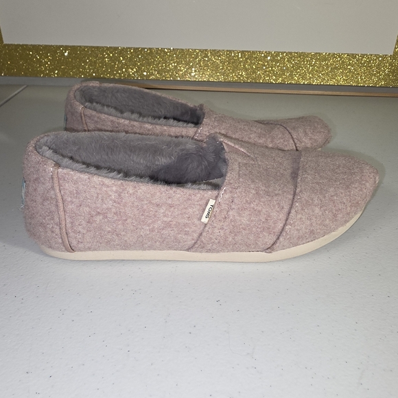 TOMS Women's Alpargata Faux Fur Lined Slip-On Flats dusty rose Sz.7.5 Slippers - Picture 6 of 16